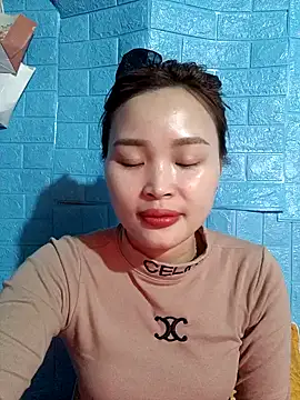 Snapshot of vatb chatting on 1, 1, 2025 vatb online show from 1, 1, 2025