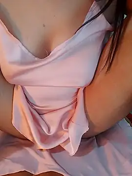 Snapshot of Leva_laddy chatting on 13, 3, 2025 Leva laddy online show from 13, 3, 2025