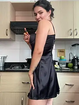 SofiaG  online show from 1, 2, 2025