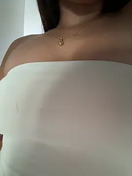 SofiaG  online show from 9, 9, 2025