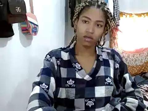Snapshot of miriam775 chatting on 21, 1, 2025 miriam775 online show from 21, 1, 2025