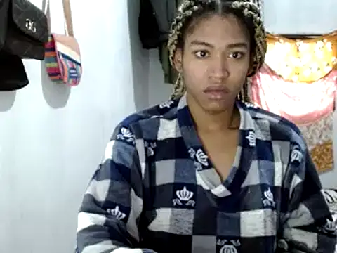 Snapshot of miriam775 chatting on 6, 2, 2025 miriam775 online show from 6, 2, 2025