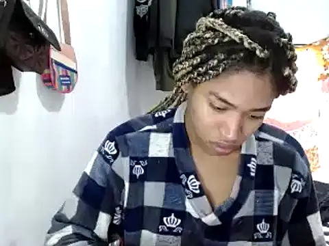 Snapshot of miriam775 chatting on 16, 2, 2025 miriam775 online show from 16, 2, 2025