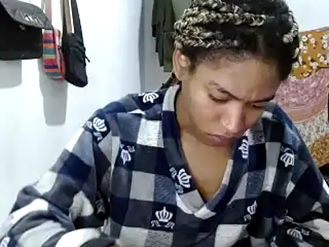 Snapshot of miriam775 chatting on 9, 3, 2025 miriam775 online show from 9, 3, 2025