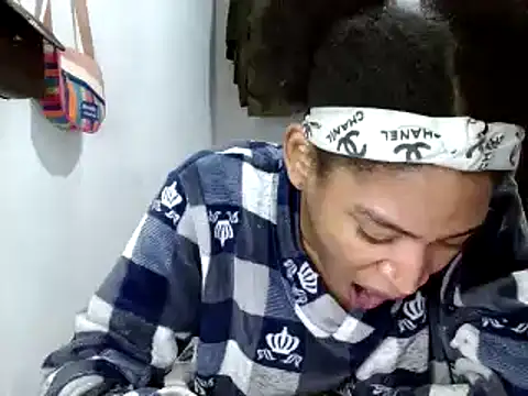 Snapshot of miriam775 chatting on 11, 3, 2025 miriam775 online show from 11, 3, 2025