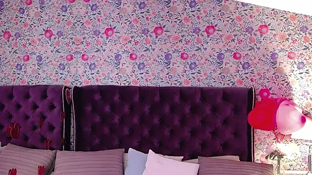 Evapeach  online show from 19, 2, 2025