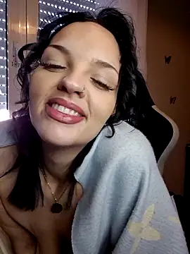 Jujuicy 97 online show from 10, 3, 2025