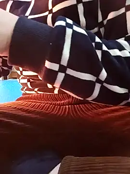 JasminePham online show from 14, 1, 2025