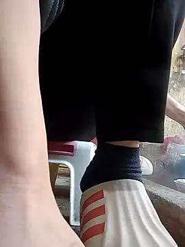 JasminePham online show from 20, 1, 2025