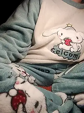 JasminePham online show from 8, 2, 2025