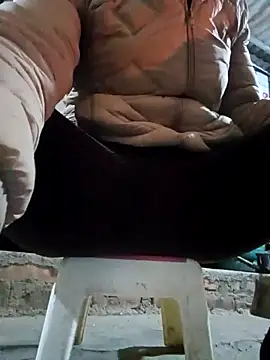 JasminePham online show from 18, 3, 2025