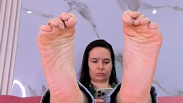 BridgetRodriguez online show from 31, 3, 2026