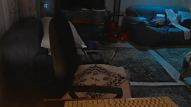 Snapshot of TebaldHot chatting on 26, 10, 2025 TebaldHot online show from 26, 10, 2025