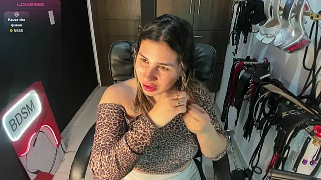 Snapshot of violet_bdsmx chatting on 13, 9, 2025 violet bdsmx online show from 13, 9, 2025