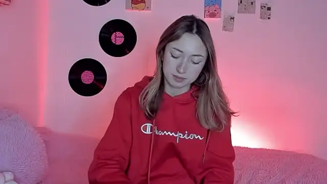 Imsophie collins online show from 19, 10, 2025