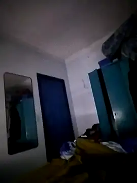 Xtrem3HARDxxx online show from 17, 12, 2024