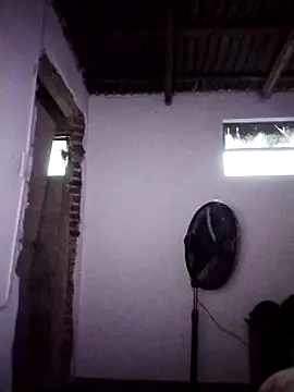 Xtrem3HARDxxx online show from 24, 12, 2024