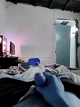 Xtrem3HARDxxx online show from 1, 1, 2025