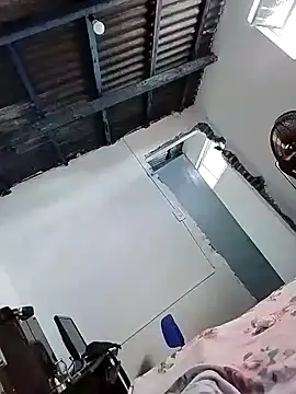 Xtrem3HARDxxx online show from 5, 1, 2025