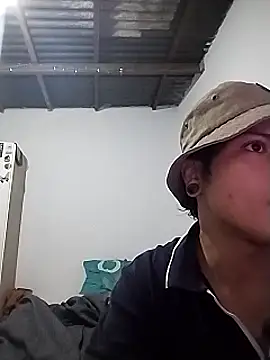 Xtrem3HARDxxx online show from 18, 3, 2025