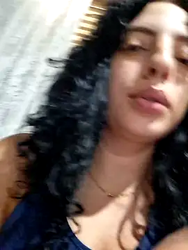 Sweet-diamondxxx online show from 25, 3, 2026