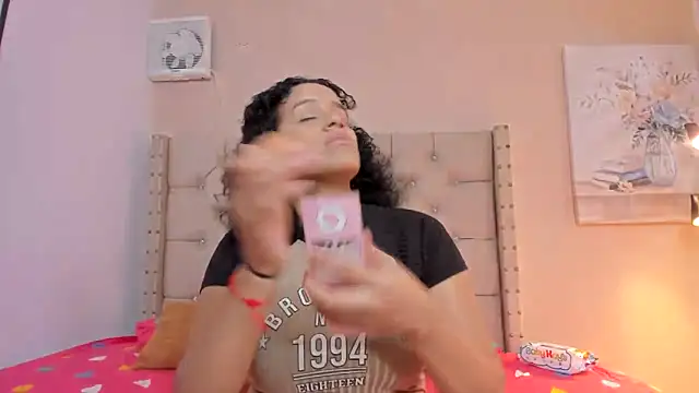 vanesasexyhot21 online show from 30, 10, 2025