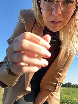 EmyLana online show from 21, 4, 2026