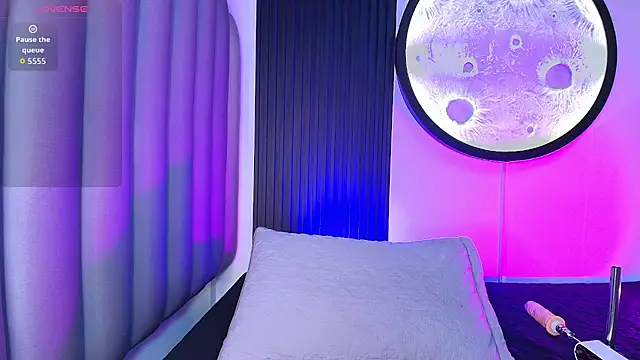  Felicity 1 online show from 29, 9, 2025