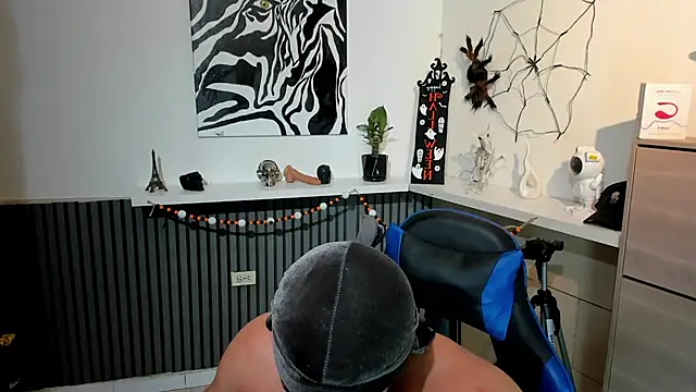 Daemon21 online show from 21, 10, 2025