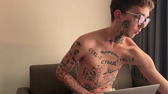 anahori  simon online show from 15, 4, 2026