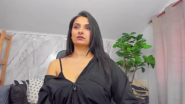 Snapshot of JennaPrice chatting on 12, 3, 2025 JennaPrice online show from 12, 3, 2025
