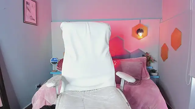 Valkiria ponce online show from 3, 3, 2025