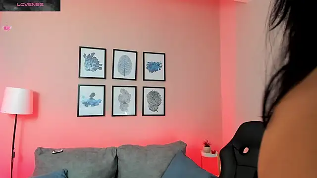 Valkiria ponce online show from 17, 9, 2025