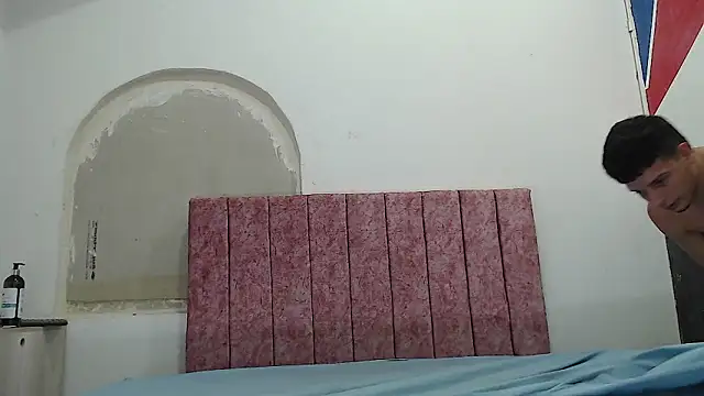 FerneyManti online show from 8, 2, 2025