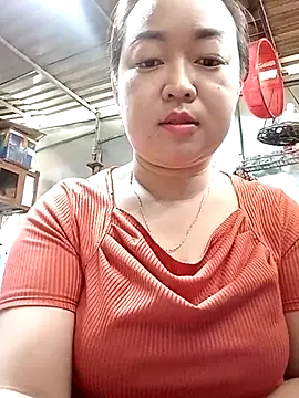 VyOanh2K online show from 10, 3, 2025