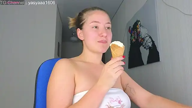Snapshot of Yassyaaa chatting on 11, 5, 2026 Yassyaaa online show from 11, 5, 2026