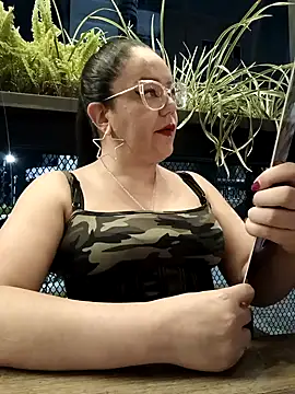 Snapshot of Kinkster_Jade chatting on 20, 2, 2025 Kinkster Jade online show from 20, 2, 2025