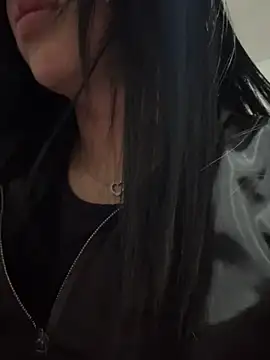 Sara luna  online show from 3, 3, 2025