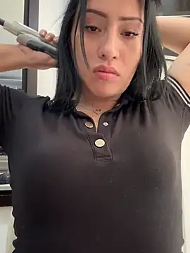 Sara luna  online show from 13, 3, 2025