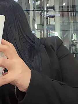 Sara luna  online show from 18, 3, 2025