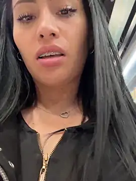 Sara luna  online show from 20, 3, 2025