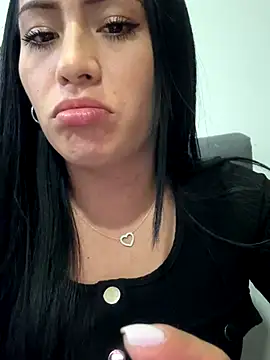 Snapshot of Sara_luna_ chatting on 7, 1, 2026 Sara luna online show from 7, 1, 2026