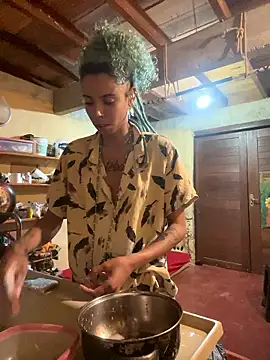 Snapshot of sammoura01 chatting on 14, 1, 2026 sammoura01 online show from 14, 1, 2026