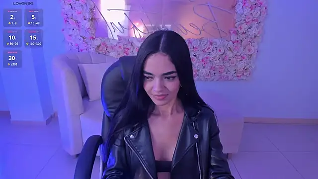 LucianaMillerX online show from 18, 12, 2024