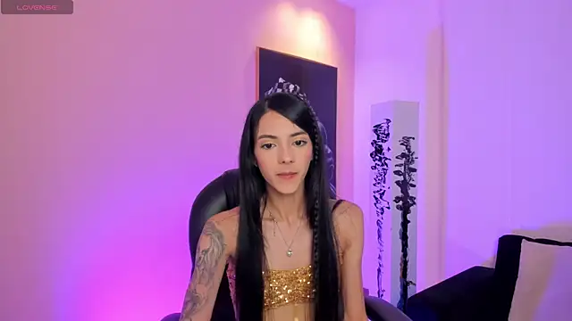 Snapshot of HannahJamesX chatting on 3, 7, 2026 HannahJamesX online show from 3, 7, 2026