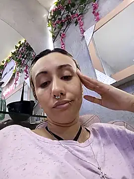 Snapshot of LunaDeCristall chatting on 19, 11, 2025 LunaDeCristall online show from 19, 11, 2025