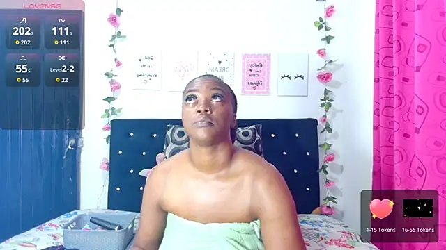 CiaraEbony online show from 28, 11, 2025