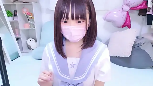 Snapshot of x-naru-x chatting on 21, 4, 2026 x-naru-x online show from 21, 4, 2026