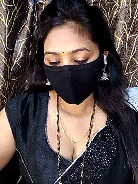 Snapshot of Monalisha_G chatting on 7, 4, 2026 Monalisha G online show from 7, 4, 2026