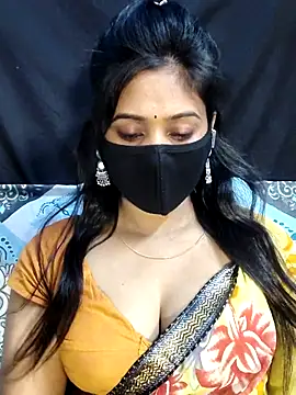 Snapshot of Monalisha_G chatting on 13, 4, 2026 Monalisha G online show from 13, 4, 2026